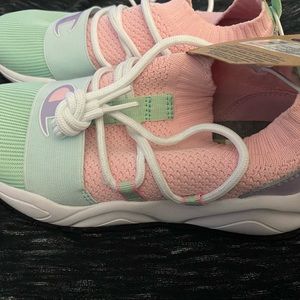 Girls size 1 Champion shoes